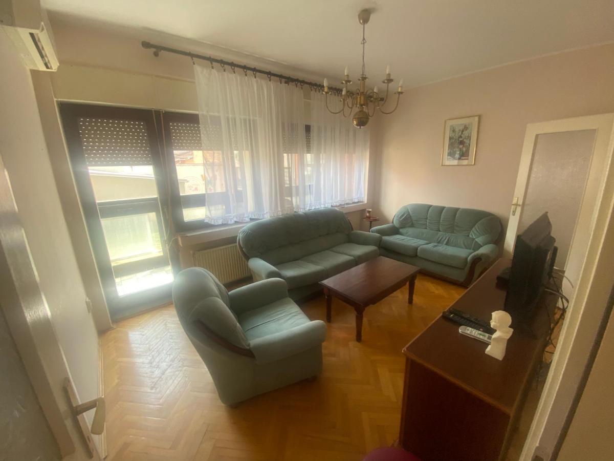 Stan Novi Sad 5G Wifi Apartment Exterior photo