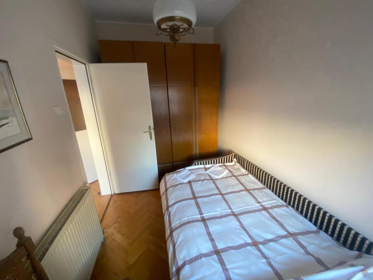 Stan Novi Sad 5G Wifi Apartment Exterior photo