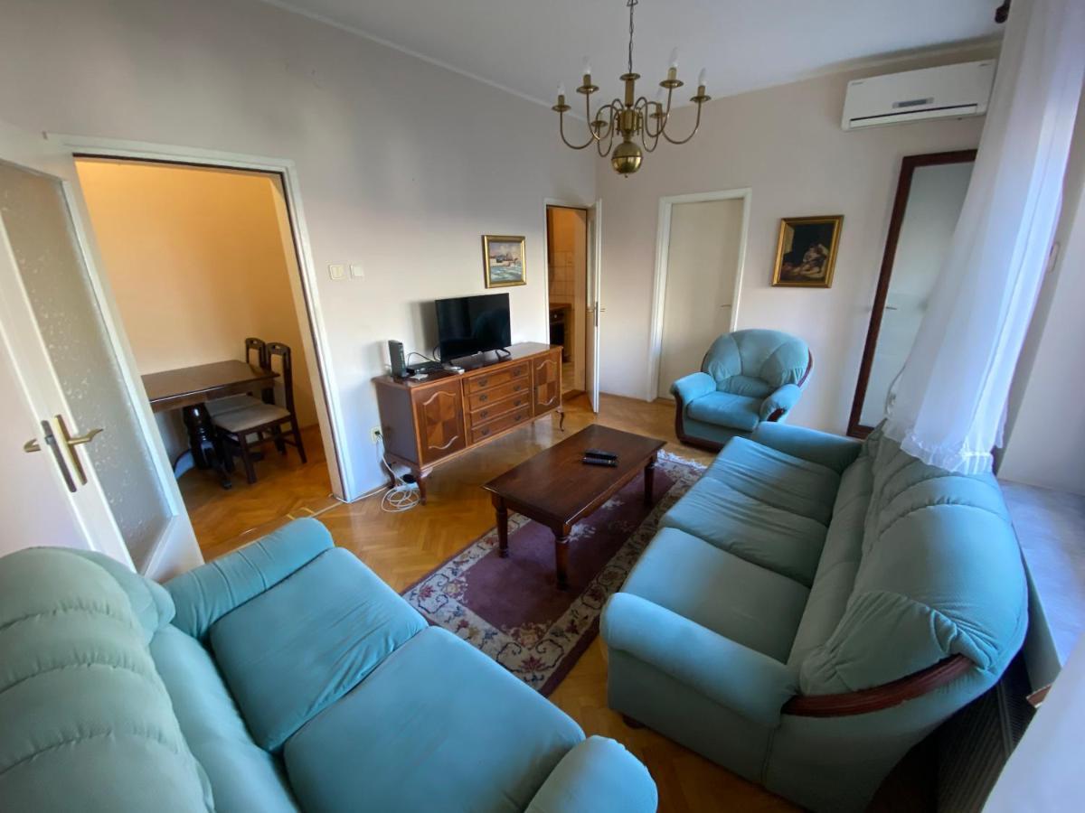 Stan Novi Sad 5G Wifi Apartment Exterior photo
